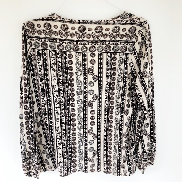 Forever 21 Boho Peasant Top - Picture 2 of 5